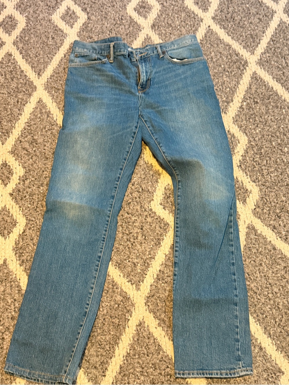 GAP Men's Light Blue Relaxed Straight Jeans